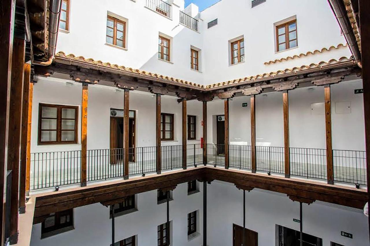 Palacio Del Siglo Xvii Frente A Jardines De Murillo Apartment