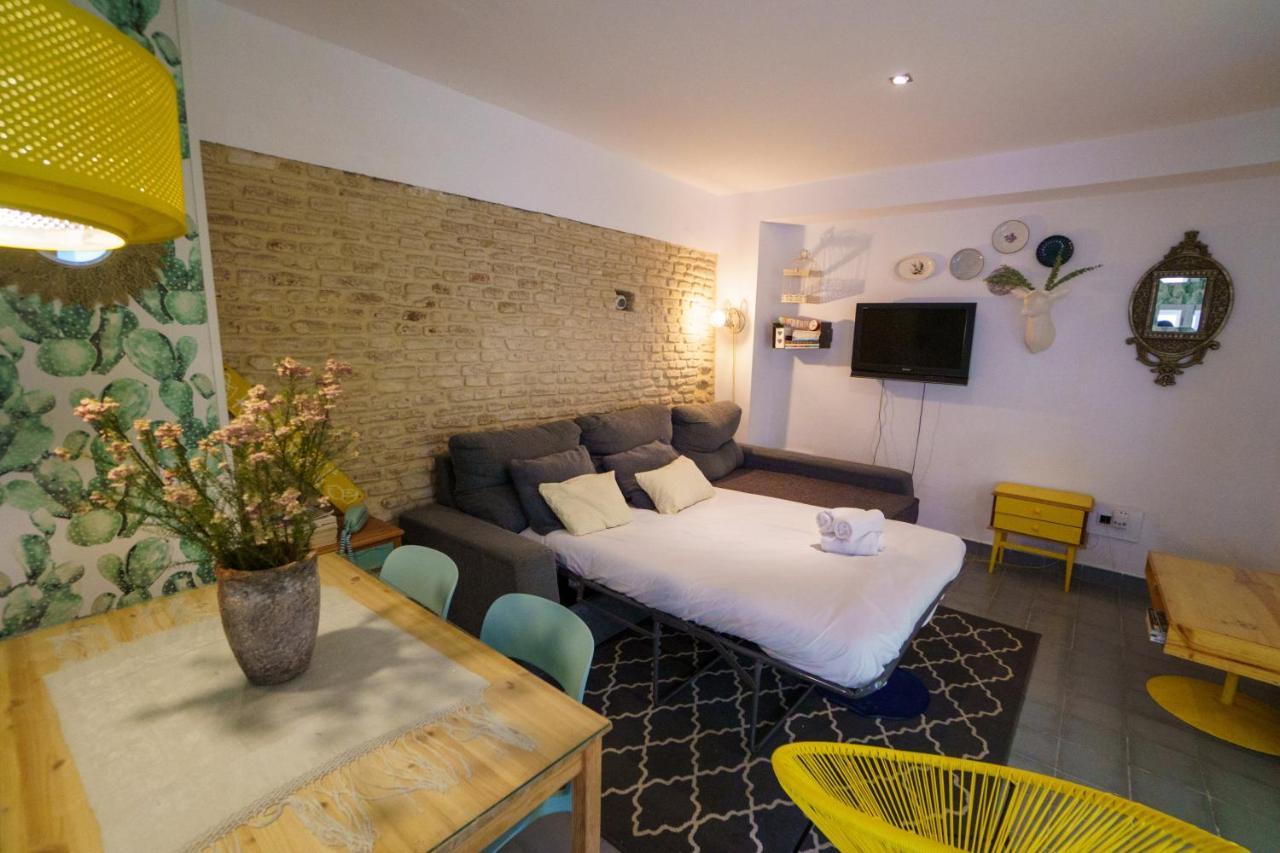 Rentalsevilla Rentalsevilla Moderno Apartamento En El Centro Con Patio Apartamento Sevilla