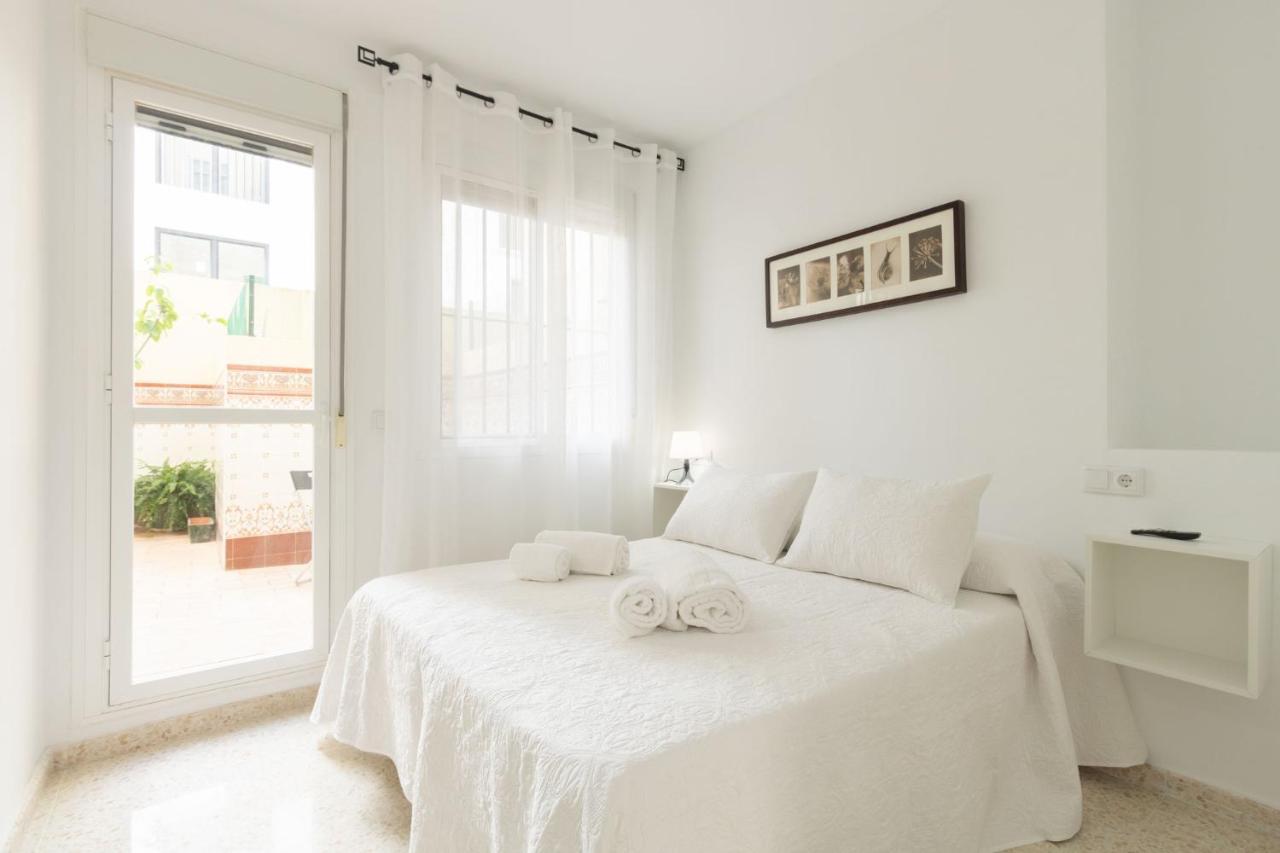 Bordador Courtyard By Valcambre Apartment *