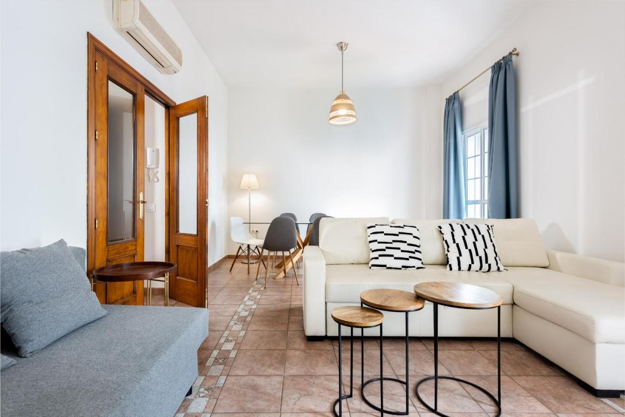 Apartment Hsh Triana *