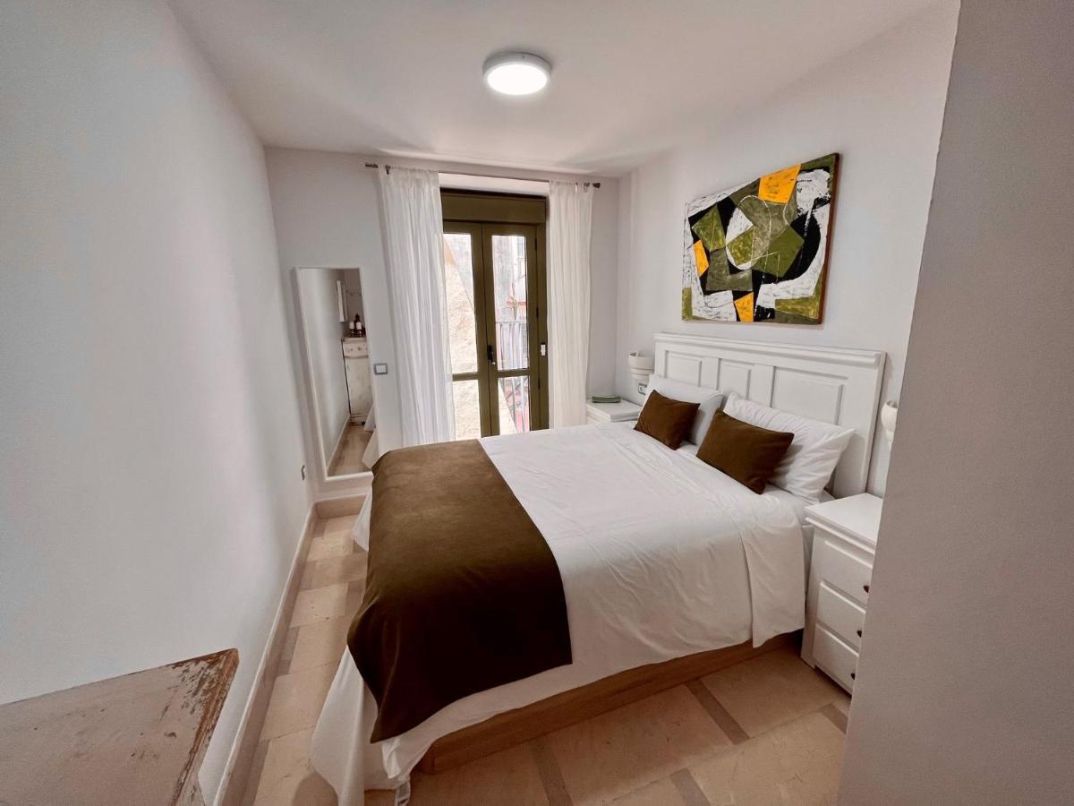 1d Brand New Downtown Sevilla, Azofaifo Street * Seville