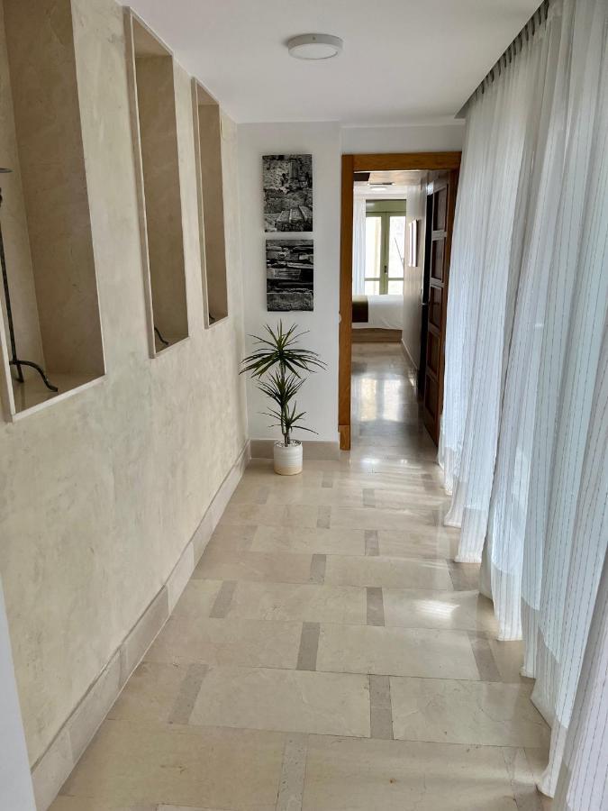 1d Brand New Downtown Sevilla, Azofaifo Street Apartment *