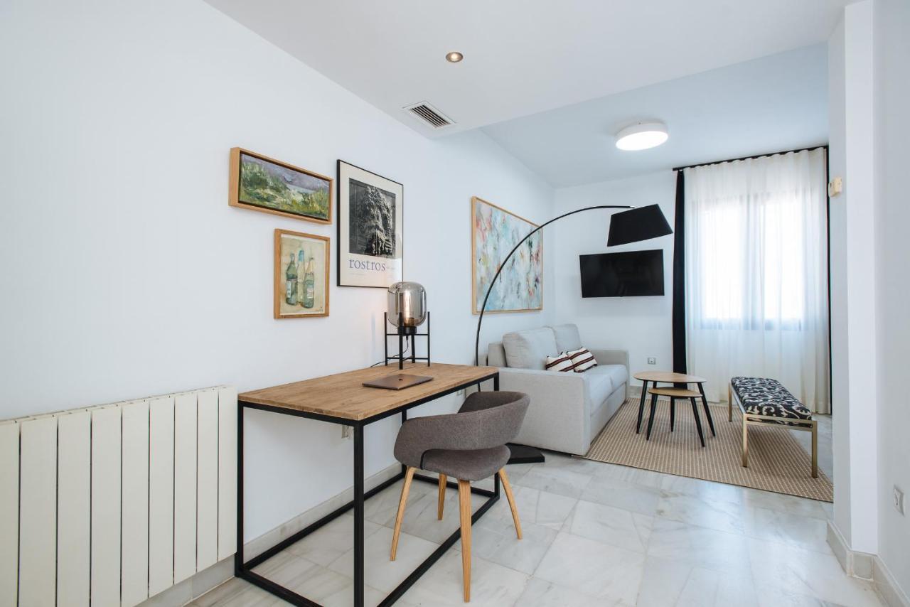 Redes With Terrace Apartment *