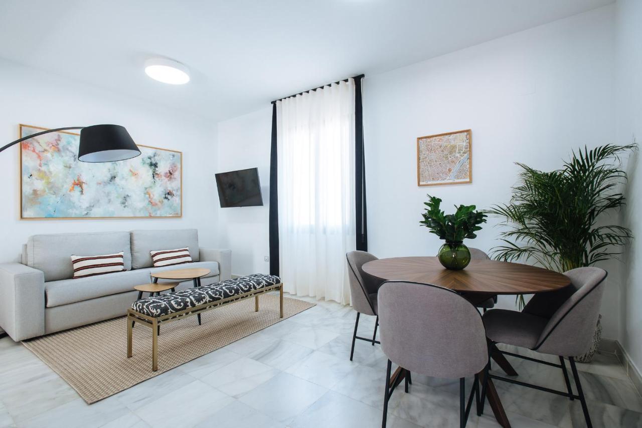 Redes With Terrace Apartment Seville