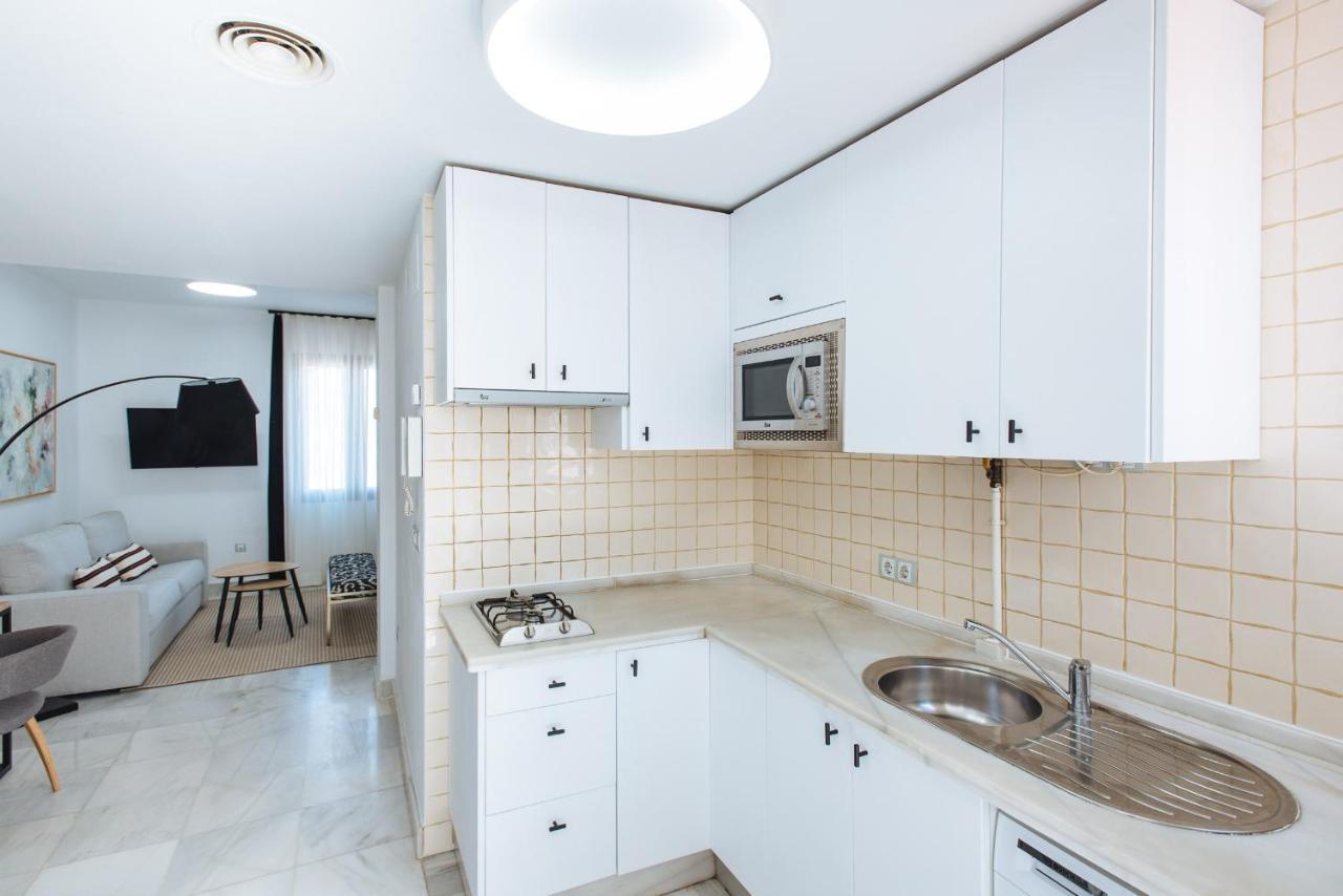 Redes With Terrace Apartment