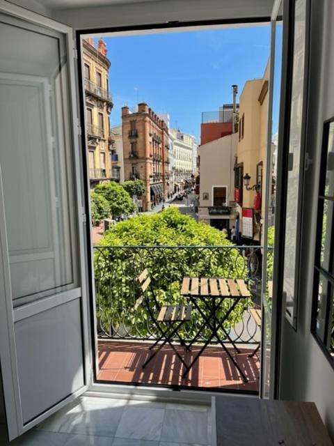 Ad1b Arenal 3br Apartment, 250 Mtrs From Cathedral * Seville