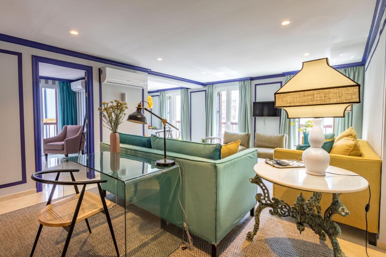 Ohliving Giralda Seville