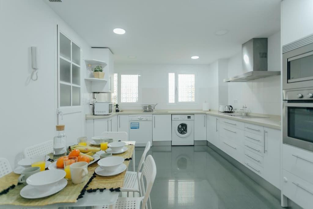 Apartment O&l Murillo Bright - Terrace & Parking