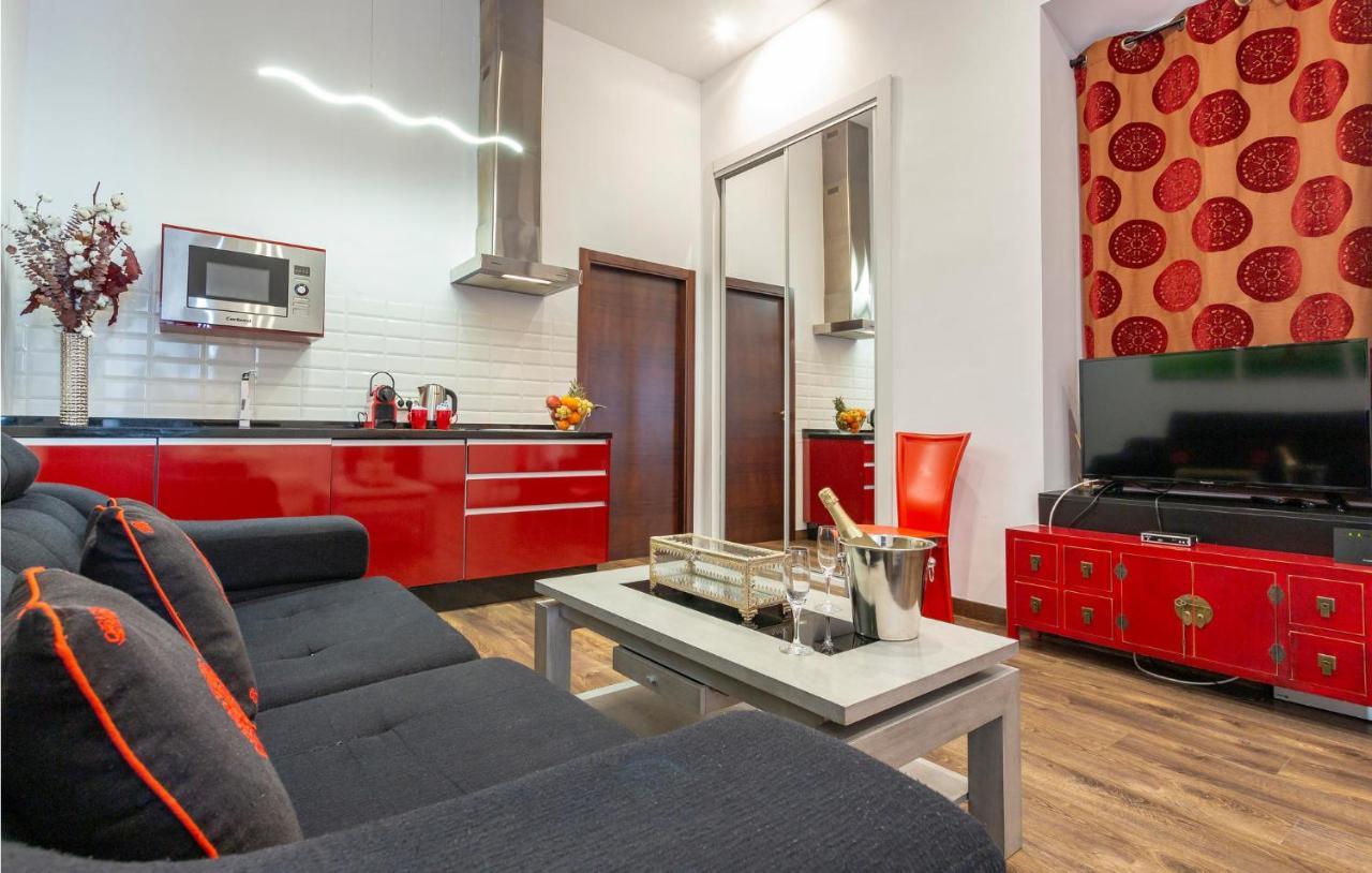 Apartment Amazing In With Kitchen *