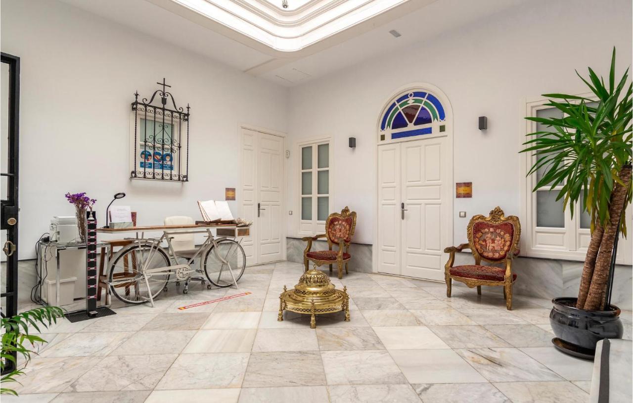 Amazing In With Kitchen
