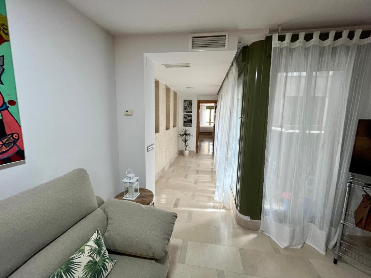 1d Brand New Downtown Sevilla, Azofaifo Street * Seville
