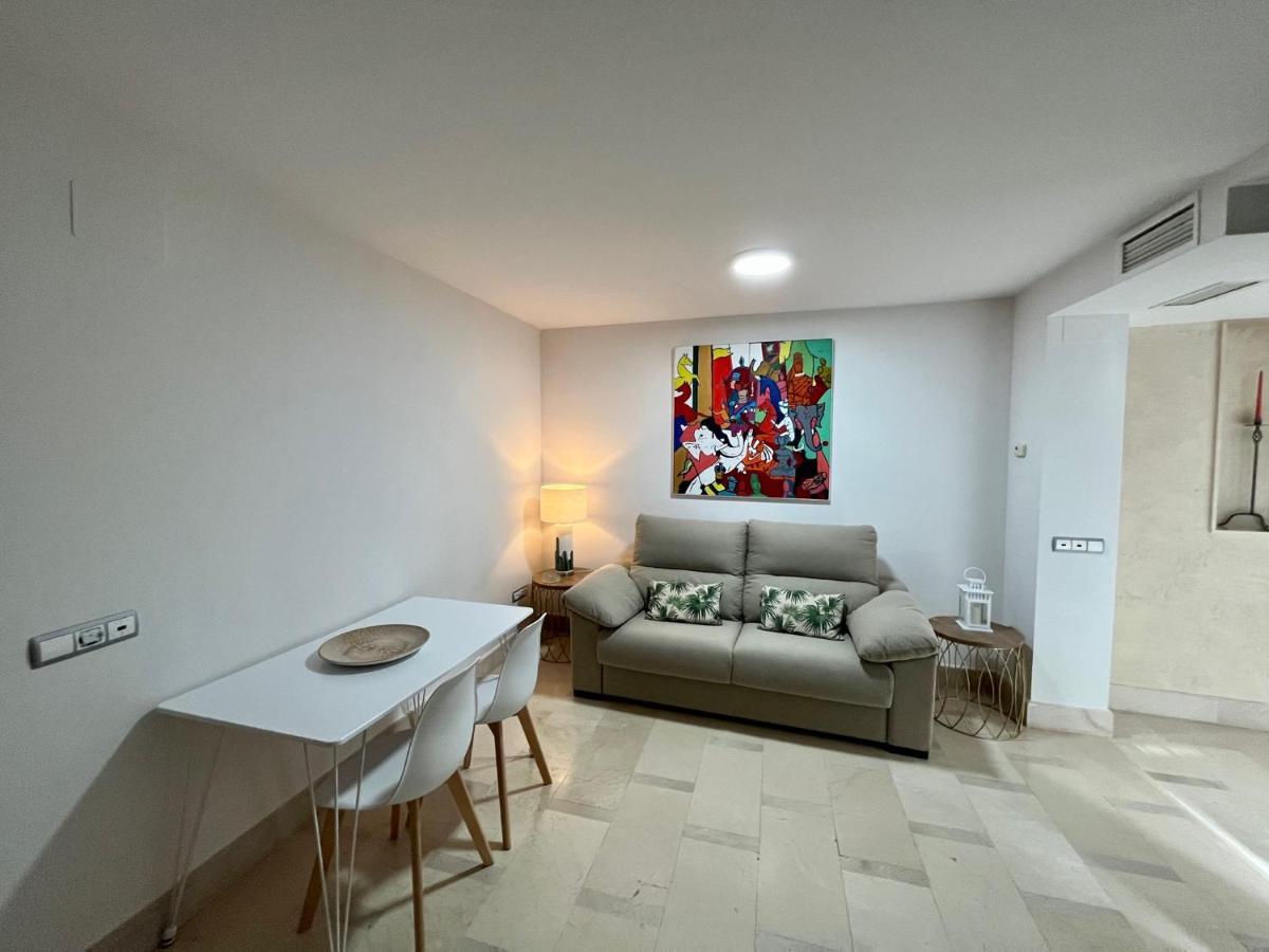 1d Brand New Downtown Sevilla, Azofaifo Street Apartment *