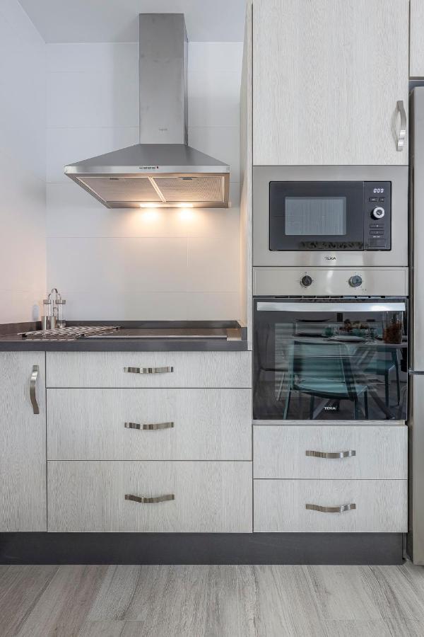 Family Suits Encantos De Apartamento Sevilla