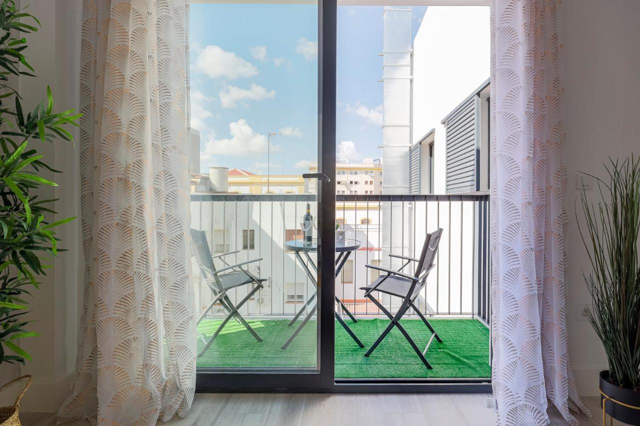 Family Suits Encantos De Sevilla
