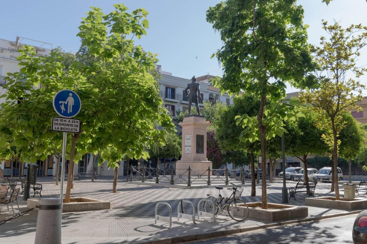 Spinola * Seville