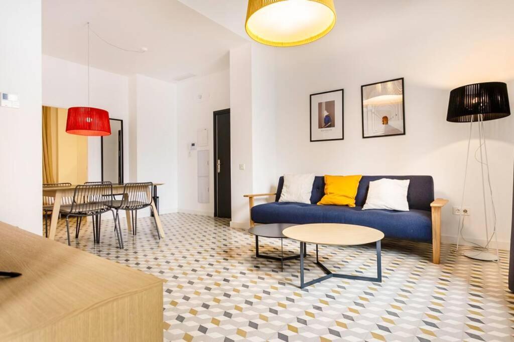 Apartment Pop Art, 2bd Ground *