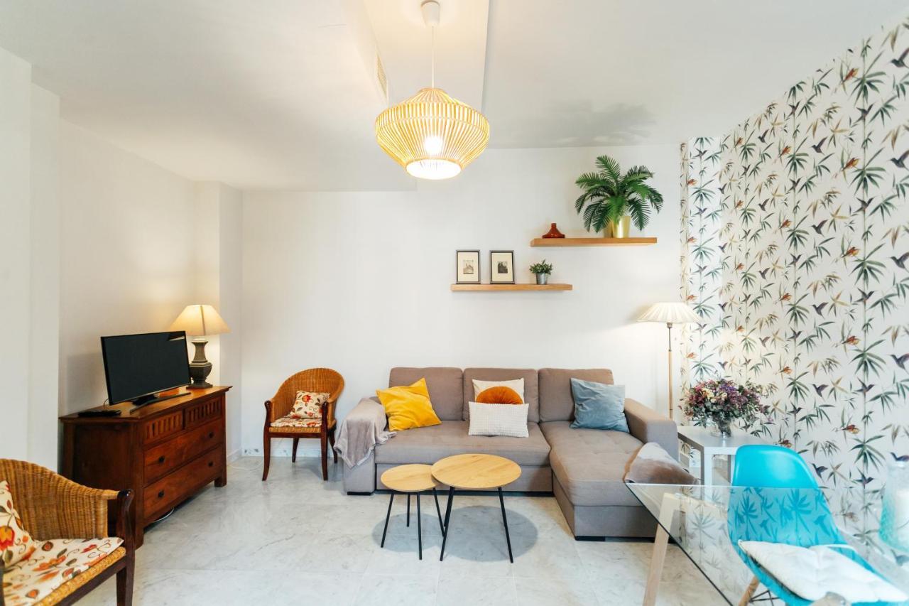 Apartment Chic By The Cathedral Seville
