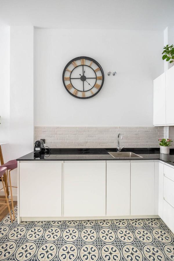Behouse Macarena Apartment