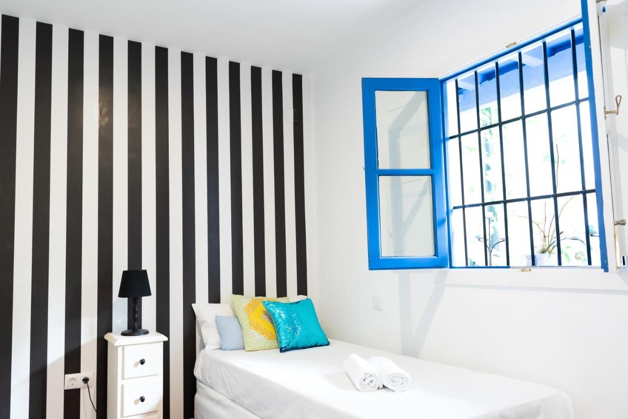 Tourist House Santa Cruz Apartment Seville