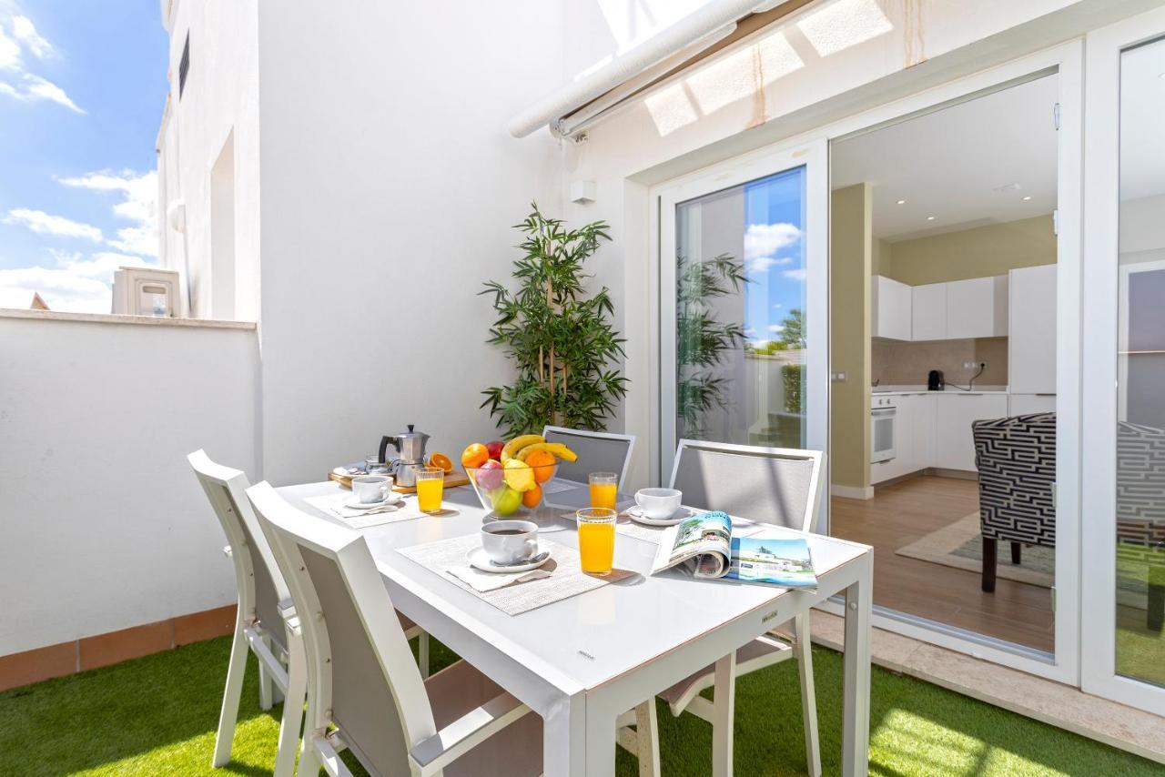 Apartment Genteel Castilla Terrace
