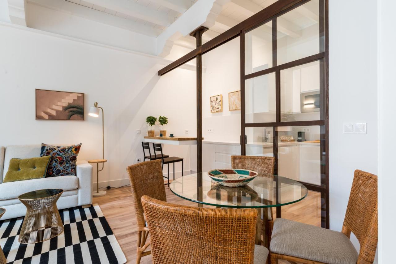 Apartment Puerta Real 1 *