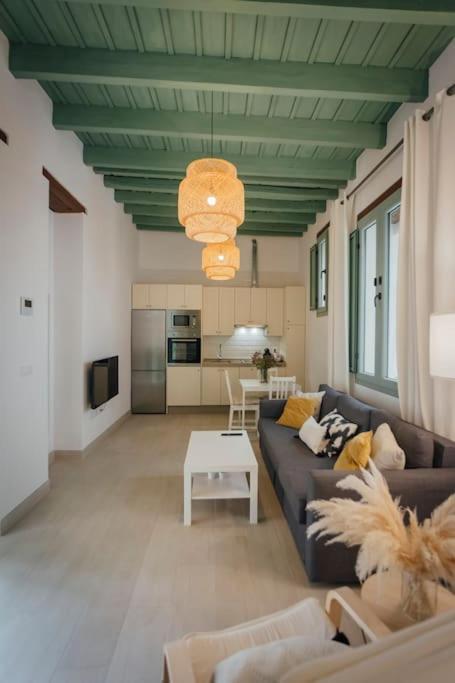 Komodo Gran Poder - Penthouse With Private Pool And Cozy Twin Bedroom * Seville