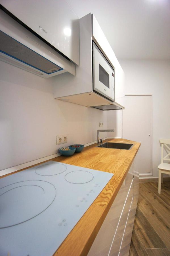Rentalsevilla Espacioso Y Acogegor Apartamento De 3 * Seville