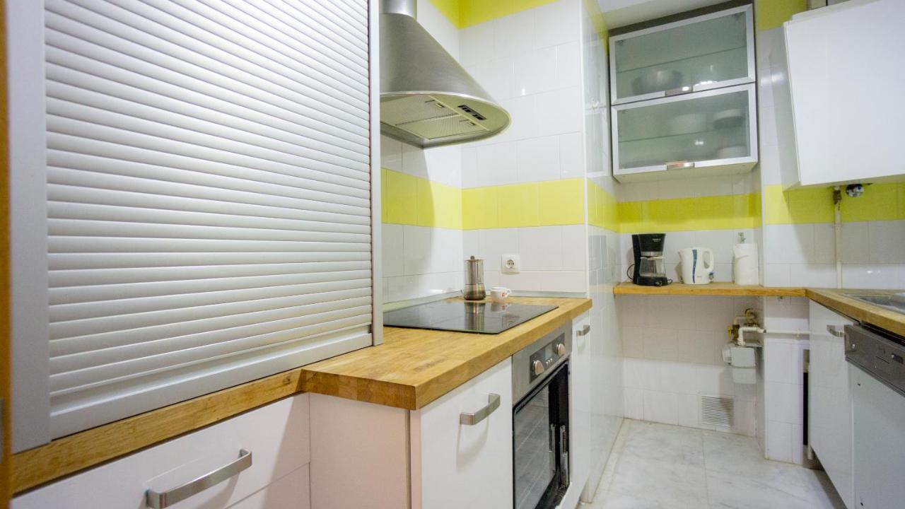 Apartment Rentalsevilla Luminoso Apartamento Con Terraza En La Maestranza Seville