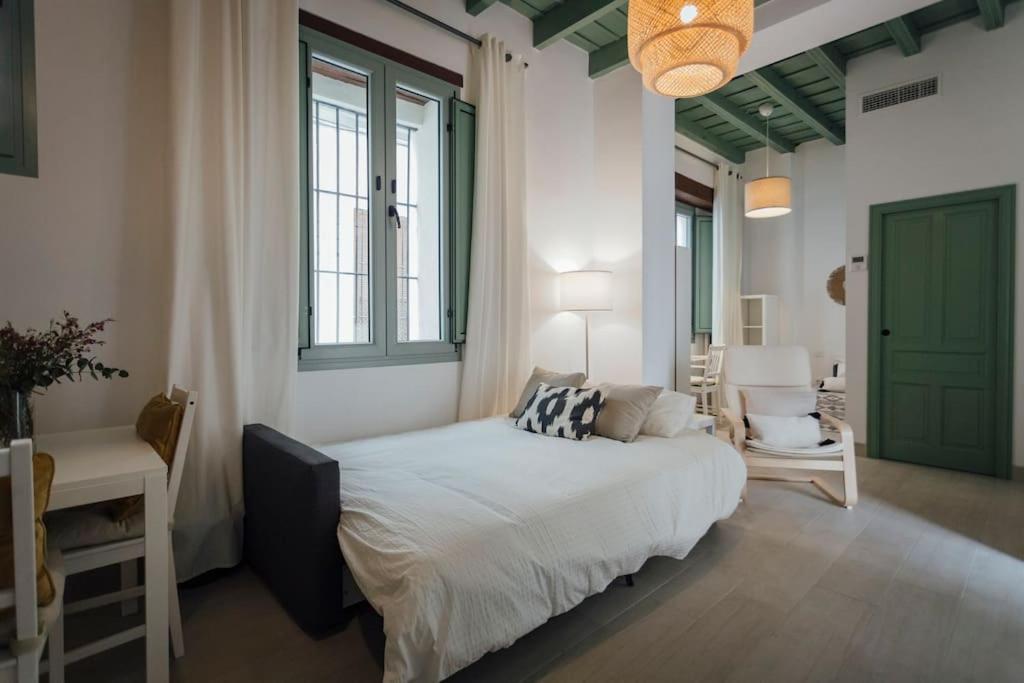 Komodo Gran Poder - Penthouse With Private Pool And Cozy Twin Bedroom