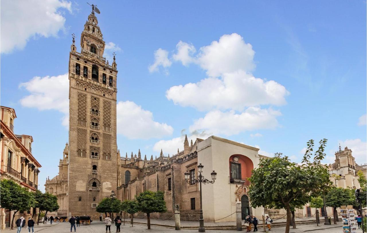 Apartment Stunning In With Wifi Seville