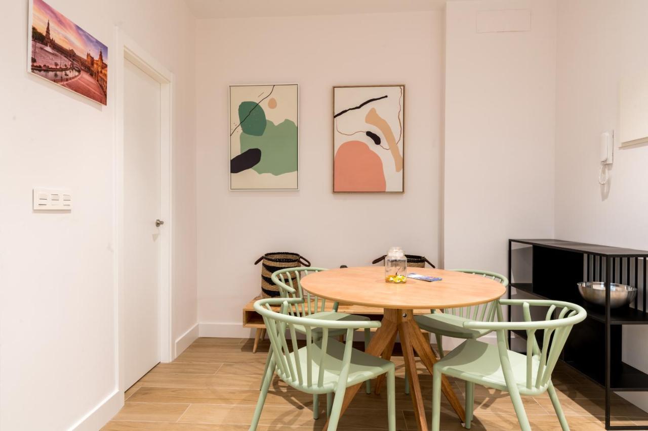 Santa Barbara Suites, * Seville