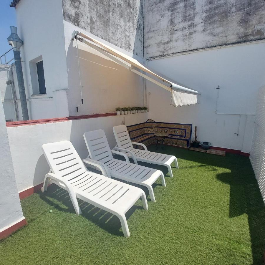 Complete Studio With Terrace - 1bth- La Giralda Apartment