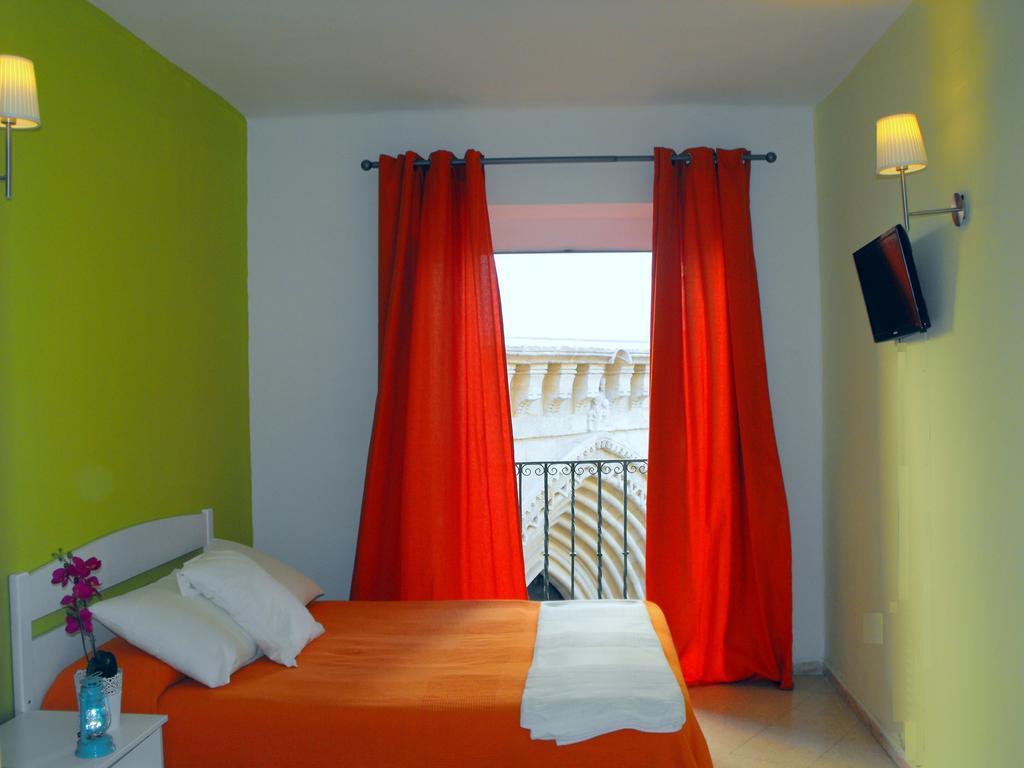 Guest house Santa Catalina Seville