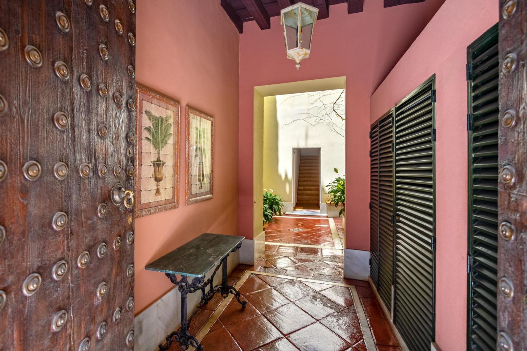 Museum Duplex And Patios, Historical Center, 8 Pax * Sevilla