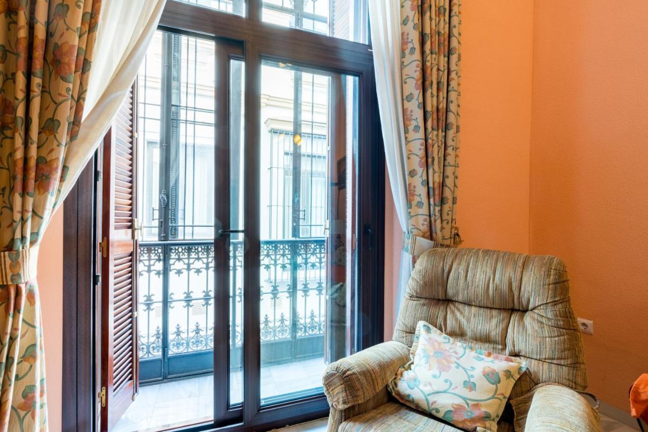 Aoa Family Cathedral Apartment Seville