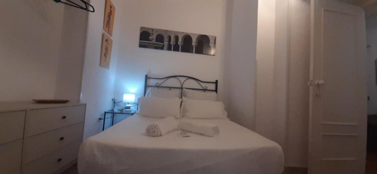 Apartment Descalzos Seville