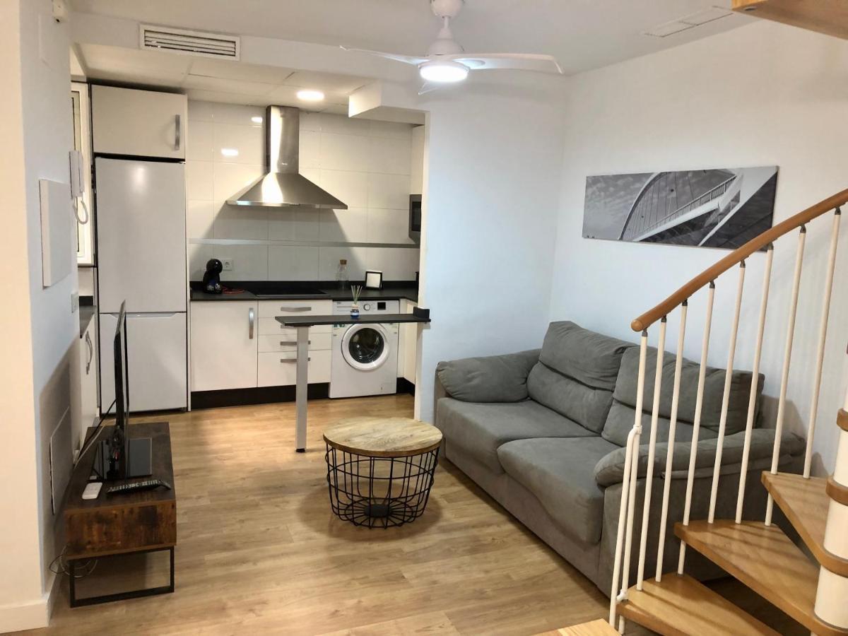 Apt Reformado 2022, Tranquilo, Centrico, Wifi, Sevilla