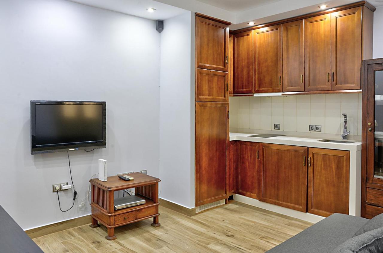 Triana Apartment *