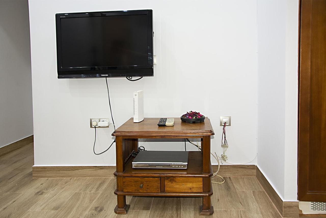 Triana Apartment *