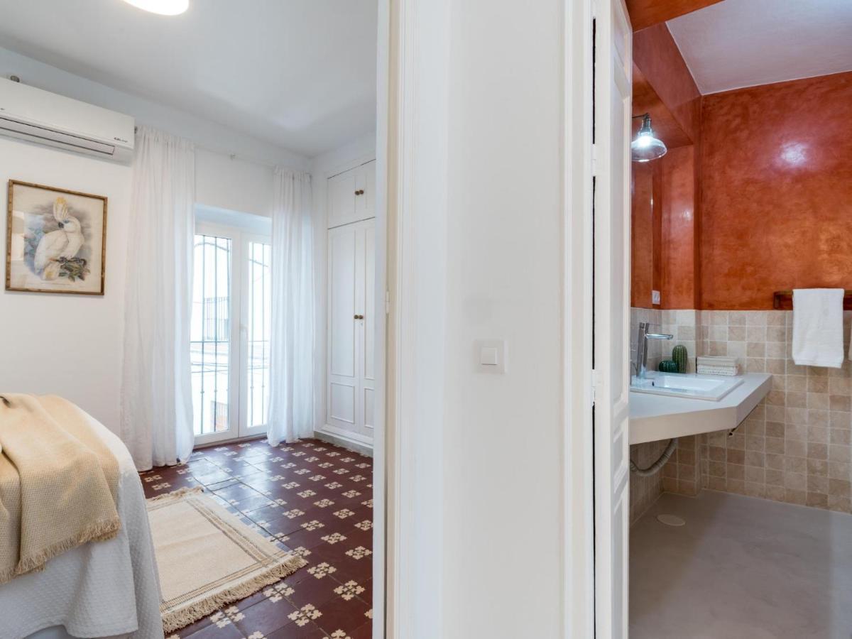 Unique Homes La Juderia Parking & Jacuzzi Holiday home Seville