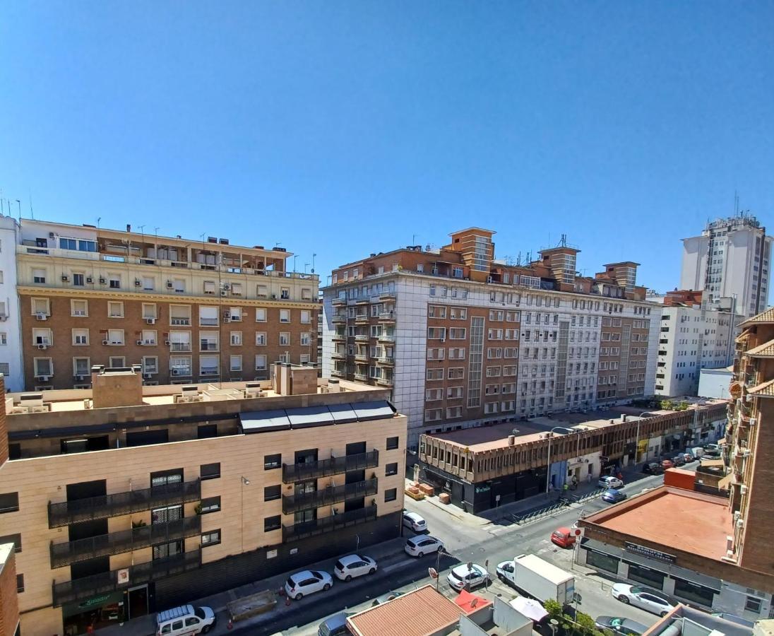 Apartment Acogedor Junto A Calle Betis, Triana-los Remedios Seville