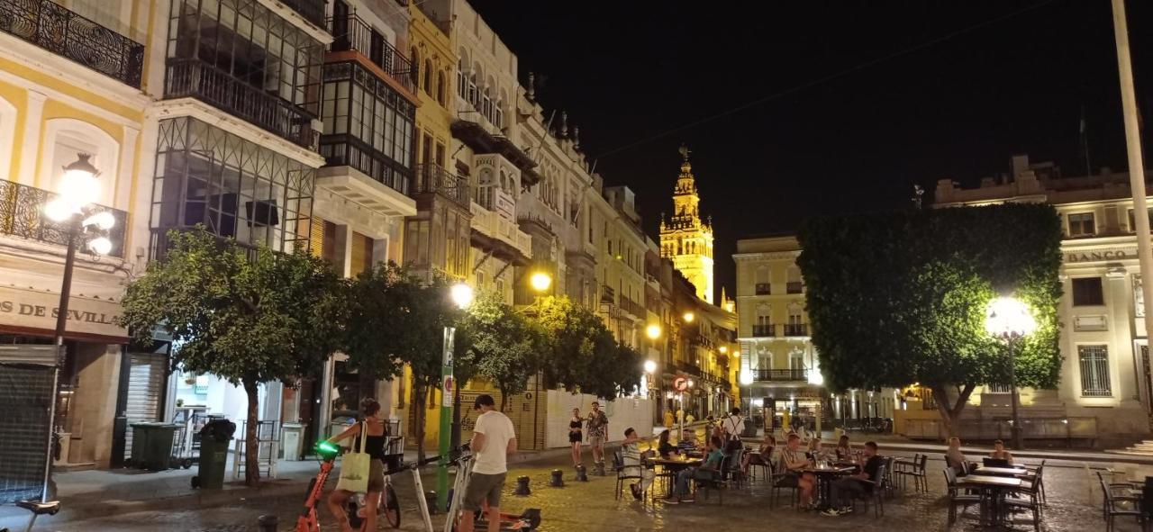 Apartamento Casco Histórico Con ático. Sevilla