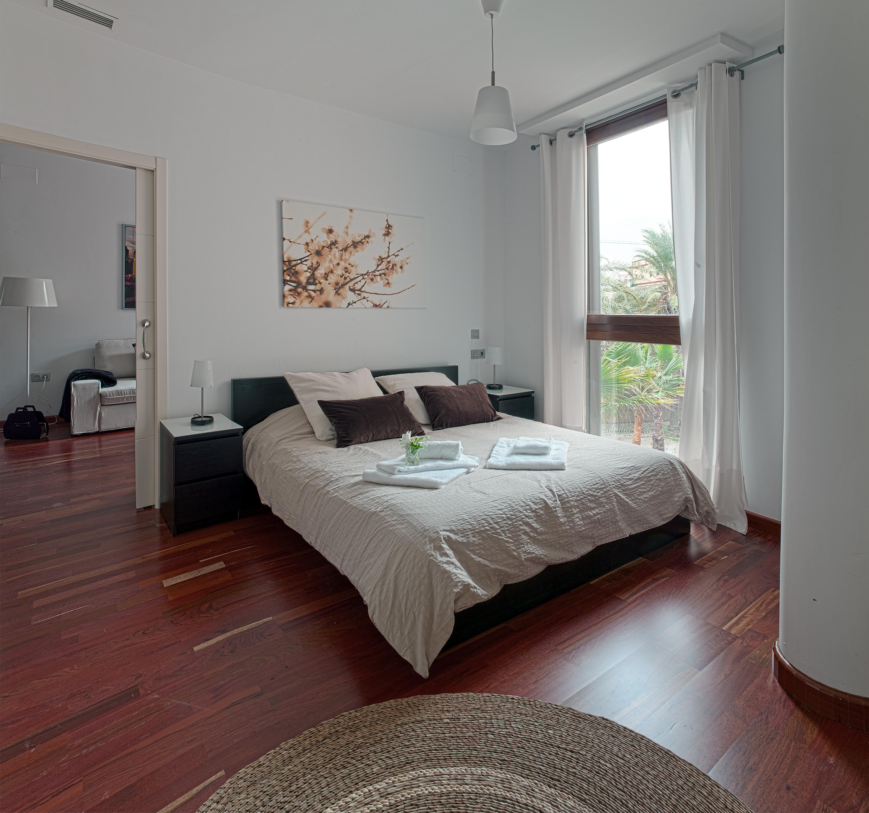 Apartamento Azz Torre De La Plata Sevilla