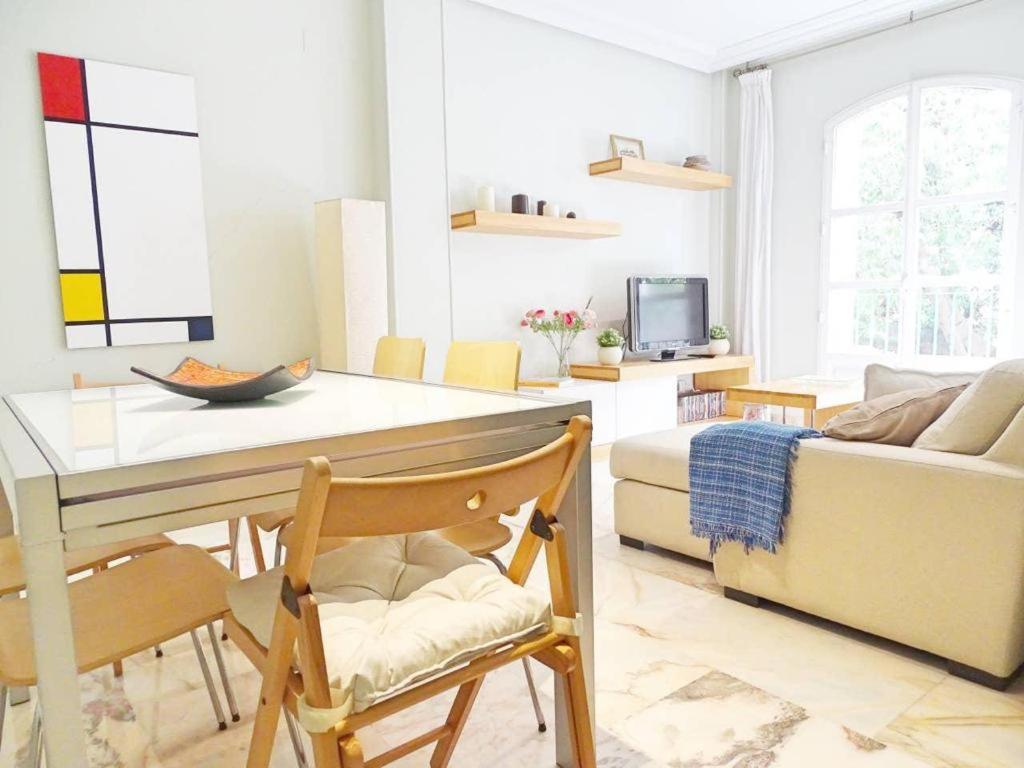 Apartment Beyourself By Sevillaluxurysuites Seville