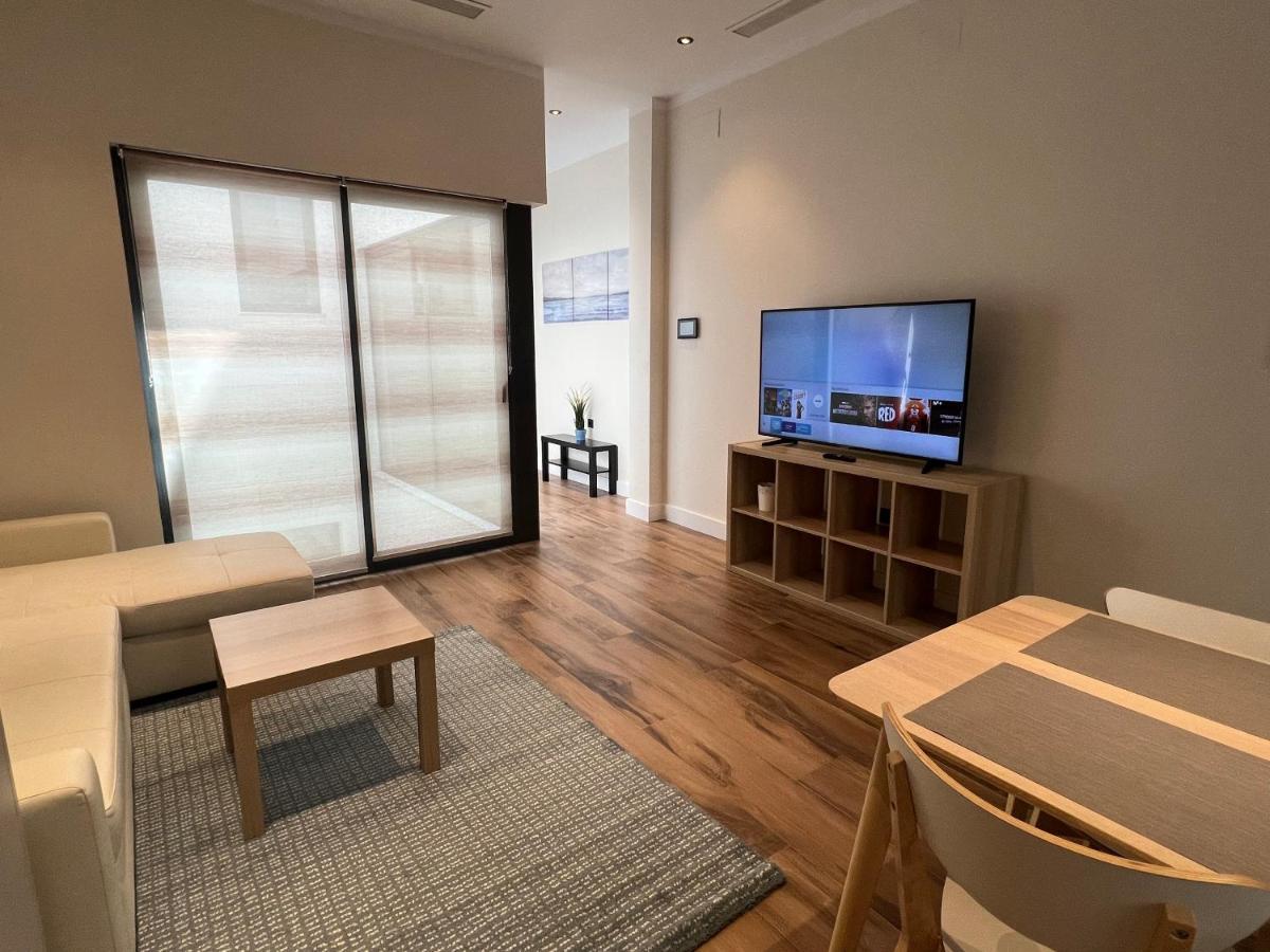Deluxe Twobedroom Downtown Apartment *