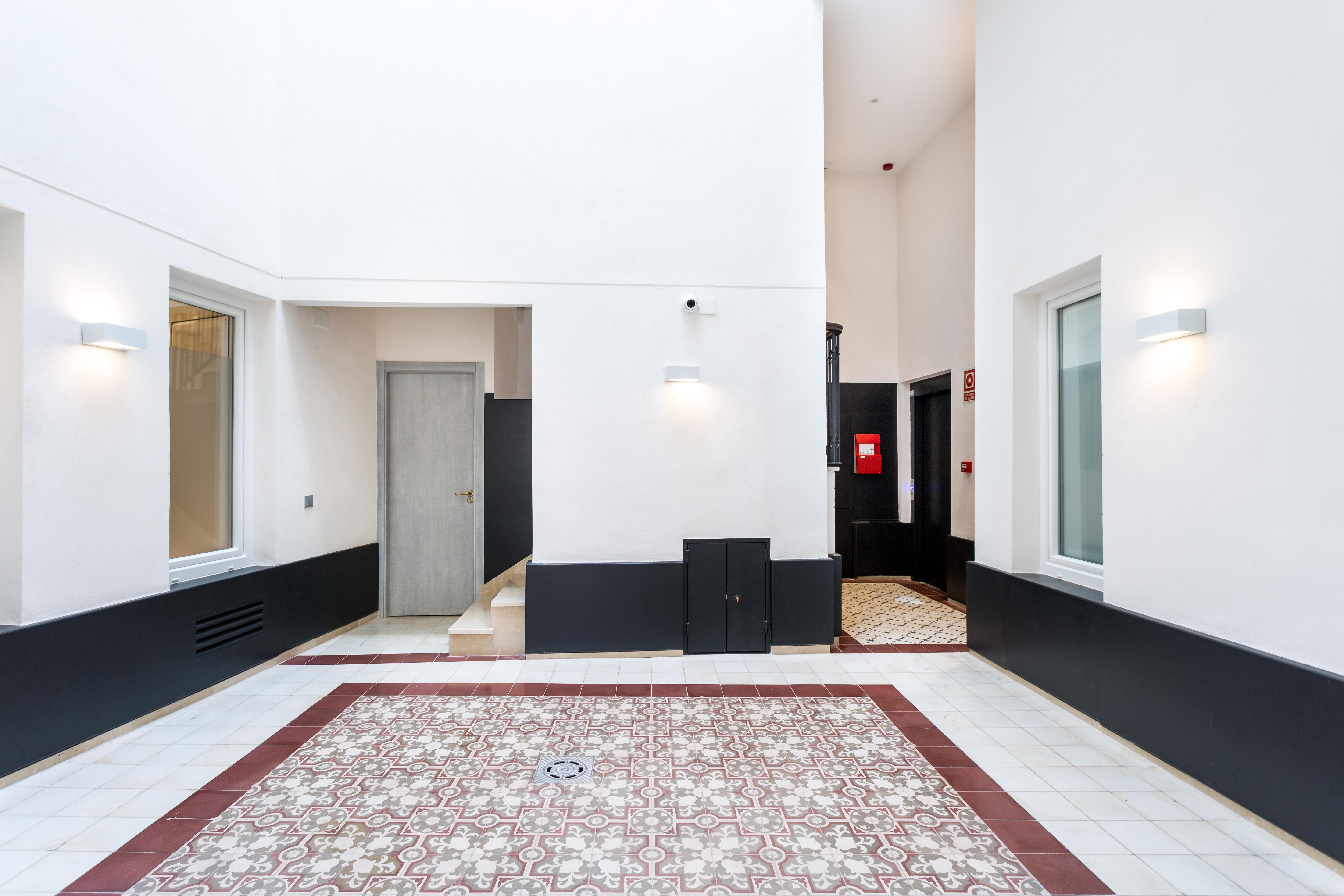 Lanza Apartment *