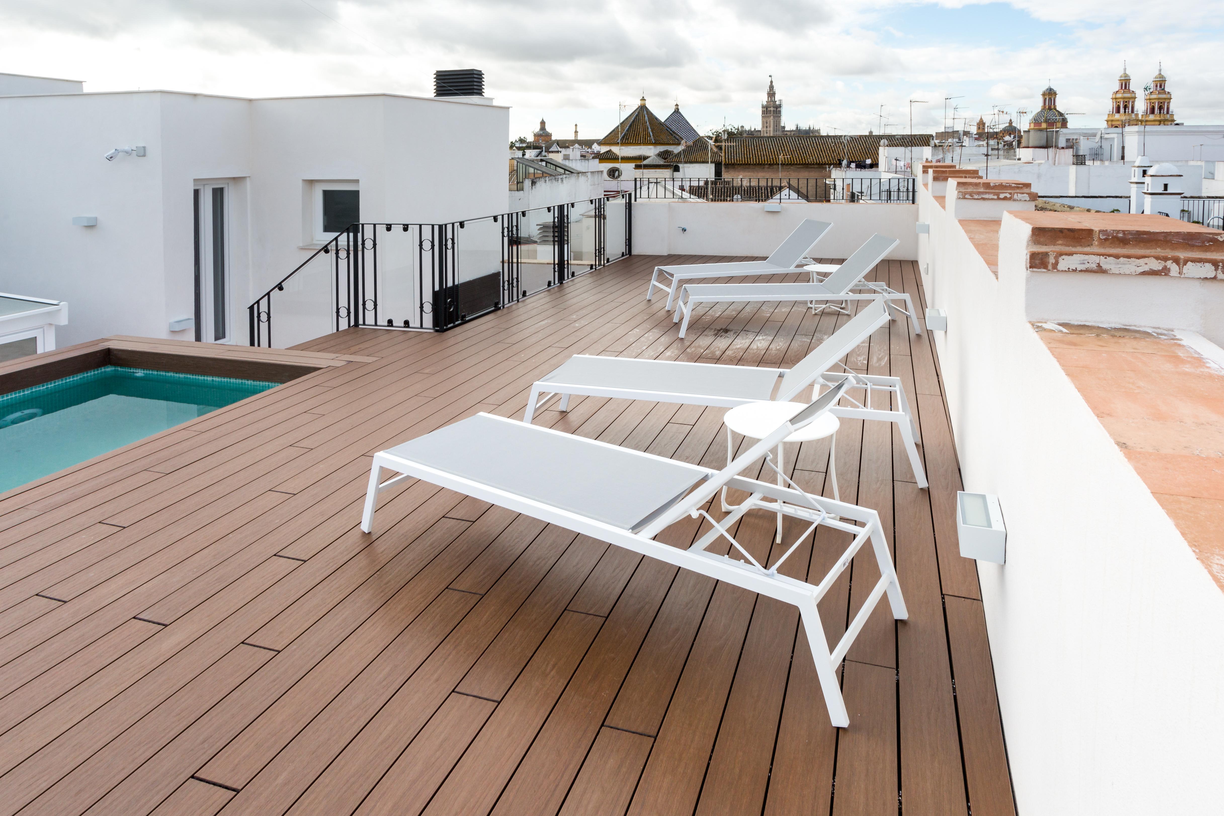 Lanza Apartment *