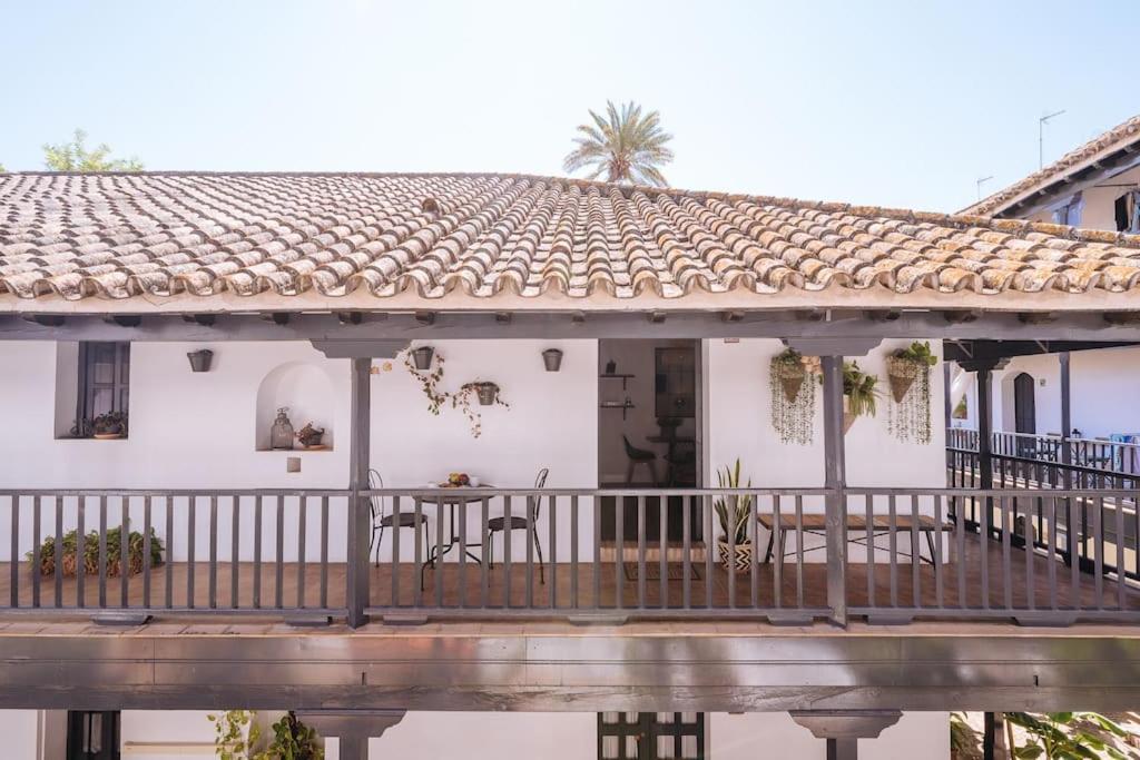 New In Traditional Building Of The Xvi Century Sevilla