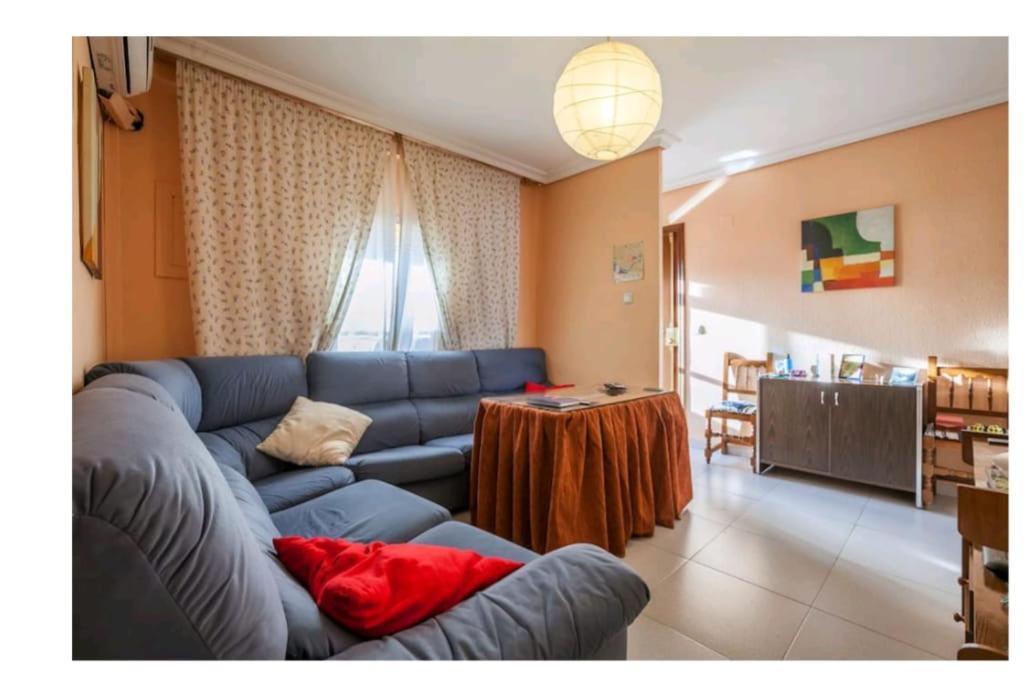 Piso Con Buena Red Wi-fi Fibra óptica Habitación en casa particular
