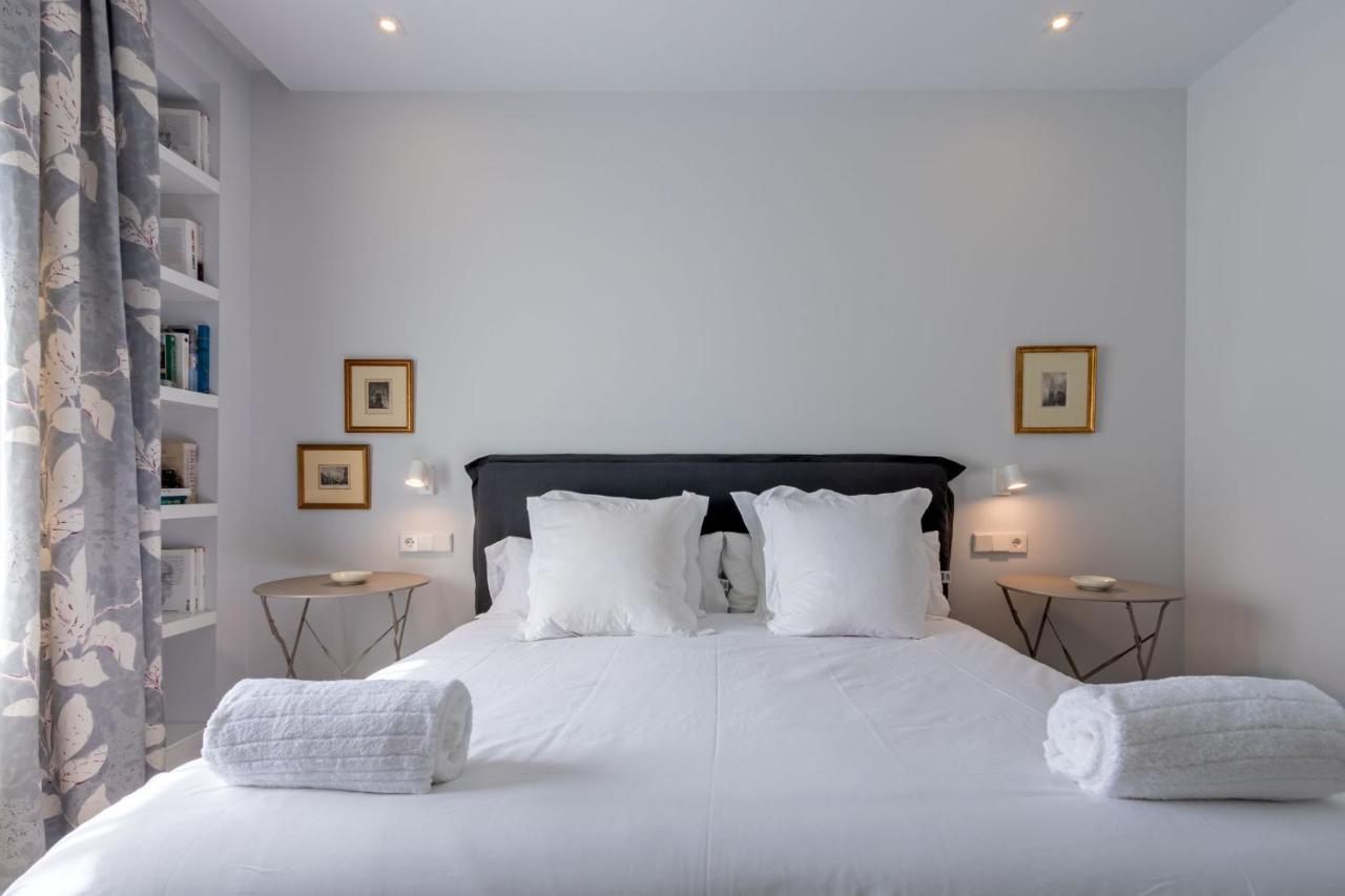Plaza De Espana Deluxe By Valcambre Apartment